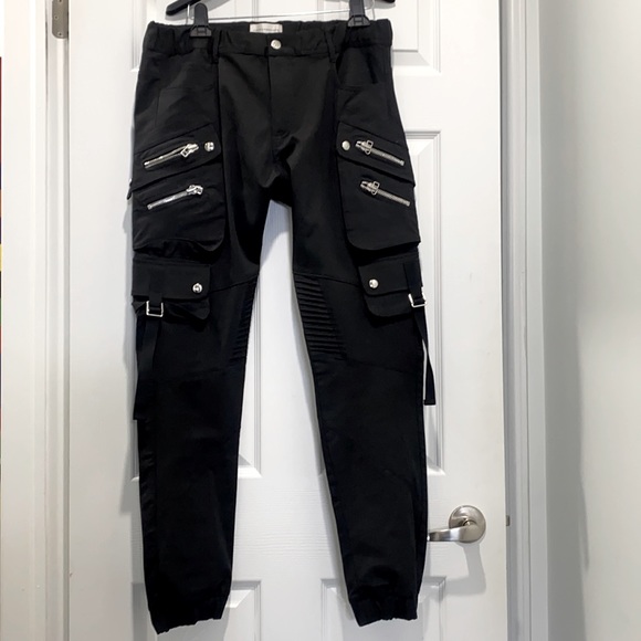Faith Connection 
CLASSIC CARGO PANTS - Picture 1 of 7